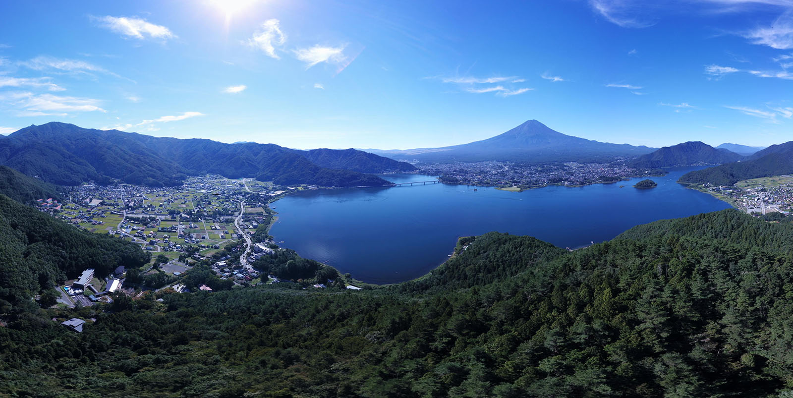 歌川広重の甲斐御坂越(冨士三十六景)の解説 - 富士山はどの場所