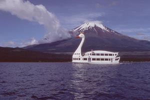 山中湖観光船(富士汽船)