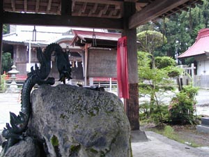 東北本宮小室浅間神社