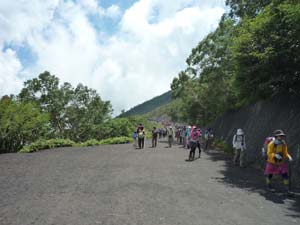 富士山五合目駐車場〜里見平〜泉ヶ滝